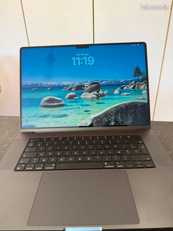 Ordinateur portable Apple MacBook Pro (16 pouces, puce M3 Pro, 36 Go)