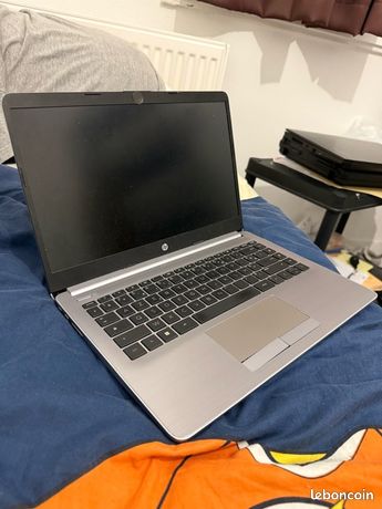 Ordinateur pourtable HP 245 G8