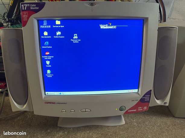 Ordinateur vintage écran Compaq