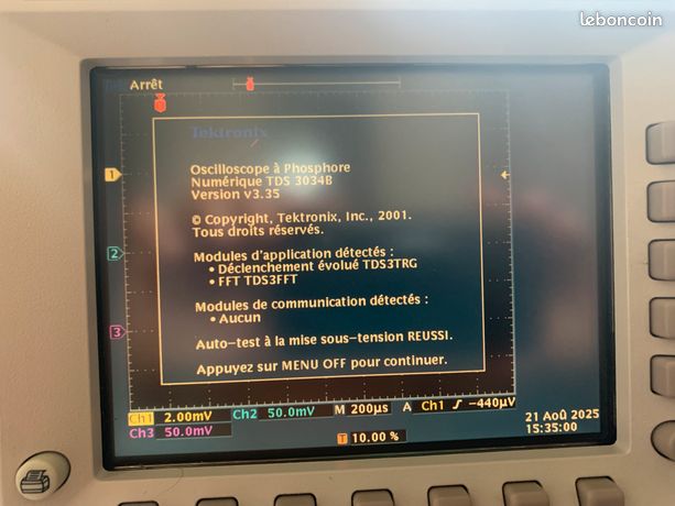 Oscilloscope numérique à phosphore couleur quatre canaux