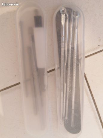 Outillé de nettoyage des oreilles