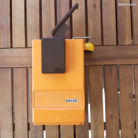 Ouvre-boîtes électrique mural Calor vintage orange années 70