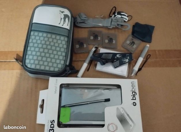 Pack house pochette 3ds chien gris et accessoires et metal case