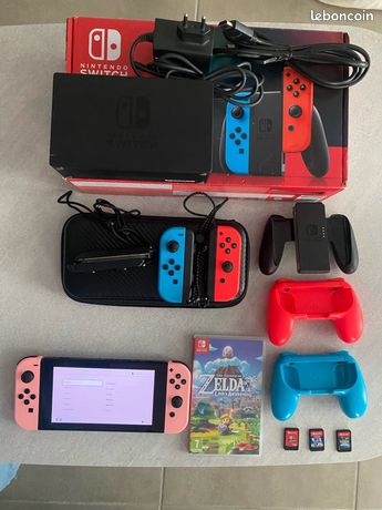 Pack Nintendo Switch avec Joy Con, jeux et accessoires