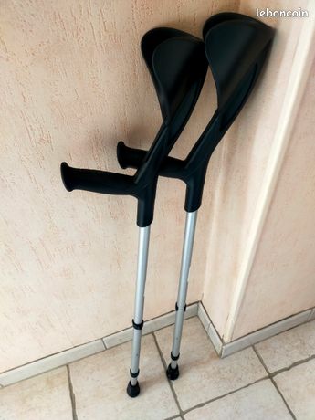 Paire de béquilles