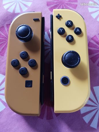 Paire de Joy-cons Pokémon Pikachu et Evoli