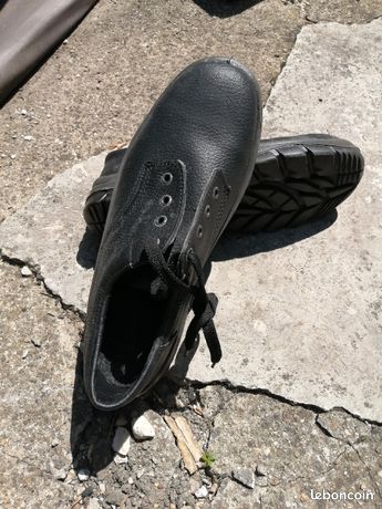 Paires de chaussures de sécurité