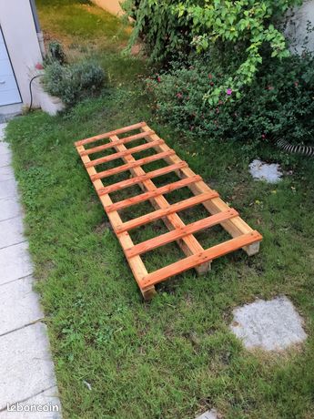 Palette de bois gratuite