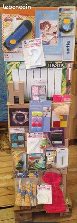 Palette revendeur d'environ 600 à 800 pièces de bazar