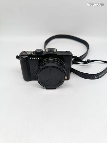 Panasonic LX7 + carte 32 Go + chargeur neuf