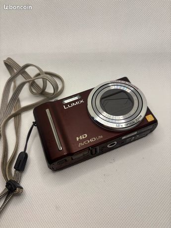 Panasonic Lumix compact numérique + pochette (zoom 12x, HD)