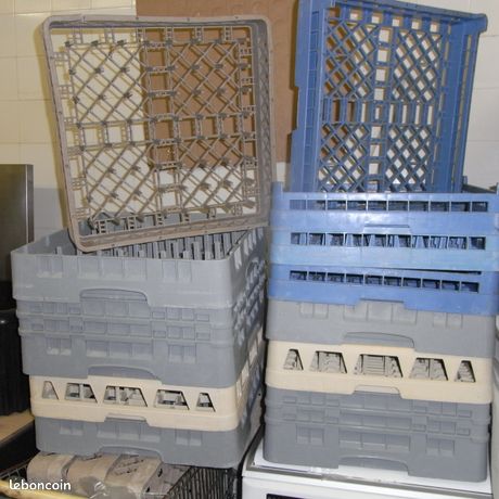 Paniers de lave vaisselle (assiettes et verres)