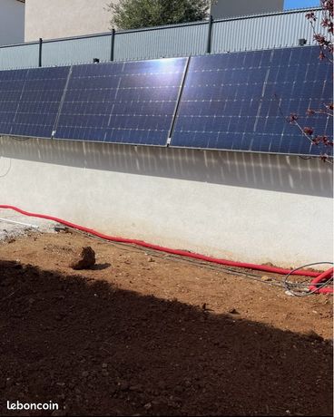 Panneaux solaires et onduleurs