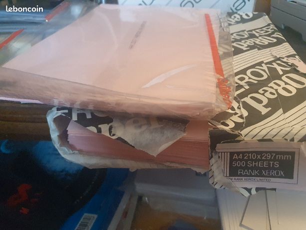 Papier rose pour imprimante ou autres