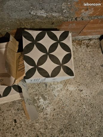 Paquet Crédence Marca Corona 20x20 cm