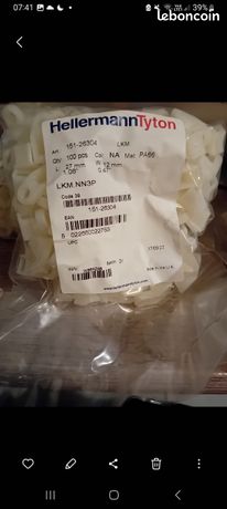 Paquets de 100 embase à visser pour serre câble hellermanntyton 27mmx12mm