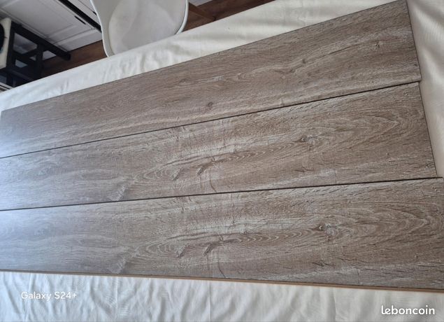 Parquet stratifié plus de 40m²