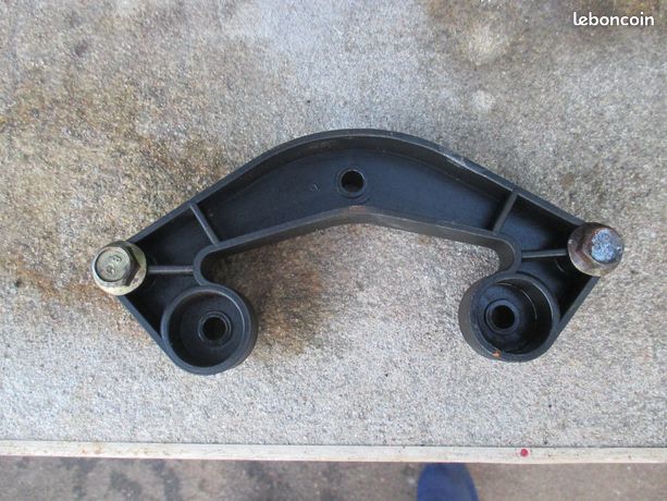 Pattes de fixation moteur bétonnière