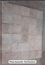 Pave en pierre de travertin