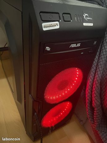 PC Gamer LOT COMPLET