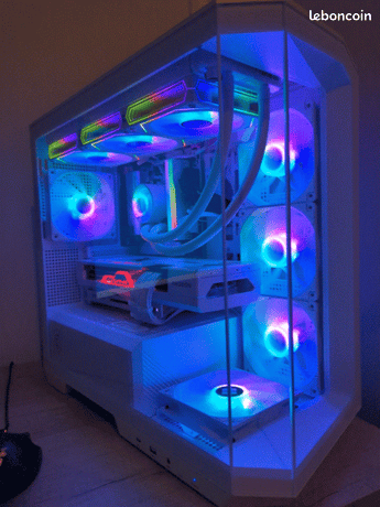 PC GAMER SAPPHIRE RX 7800 XT 16 Go PURE Ryzen 7 7700