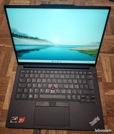 PC Lenovo ThinkPad E14 Gen 5 Ryzen 5 Ram 16 Go SSD Nvme 500 Go écran 14" FHD
