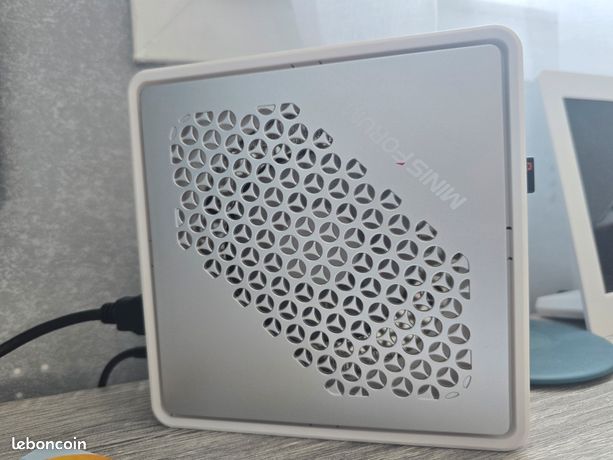 Pc minisforum amd ryzen 9