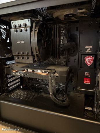 PC moyen tour CORSAIR - Ryzen7 3700x - GeForce RTX2070 - 32 GO DDR4 - SSD 1 TO