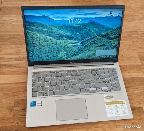 Pc portable Asus Vivobook 15 S1504VA-NJ085W