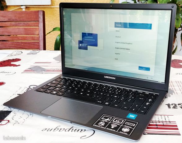 Pc portable MEDION / 14" / SSD / 4 Go DDR4 /