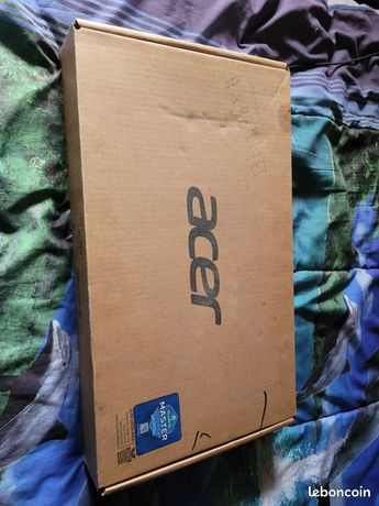 Pc portable 17pouces haute performance avec sa sacoche de rangement