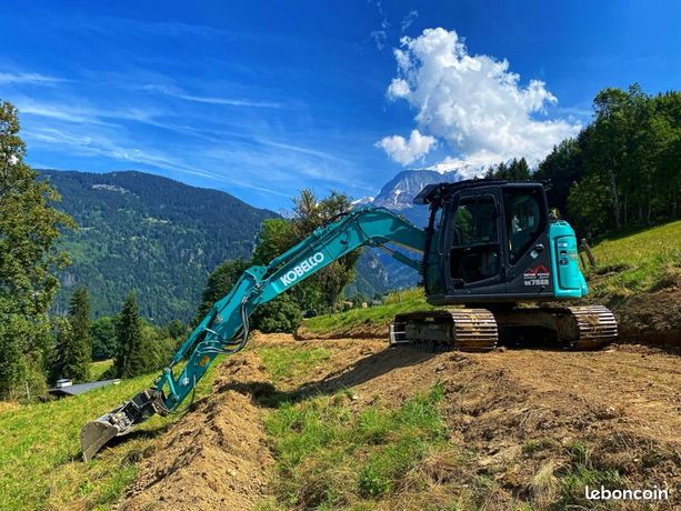 Pelle Kobelco SK-75