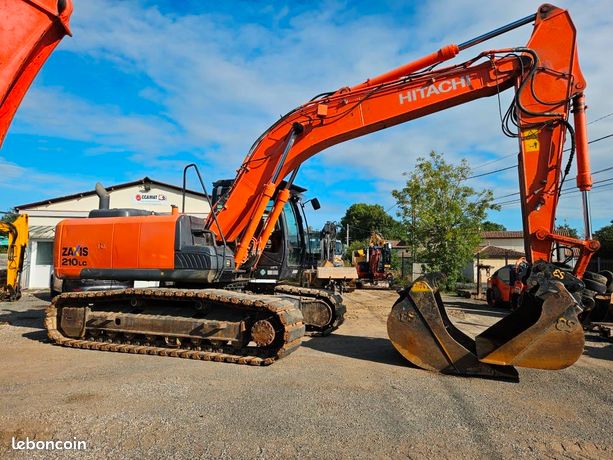 Pelle sur chenille hitach zx 210