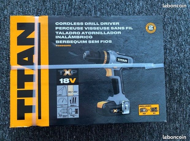 Perceuse visseuse sans fil Titan 18V 2 batteries x2,0Ah Li-ion TXP