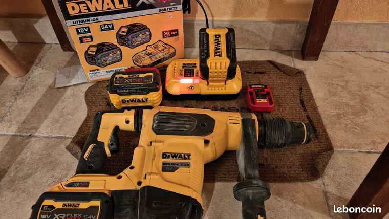 Perforateur burineur Dewalt