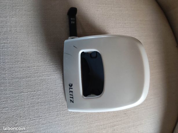 Perforatrice de feuilles