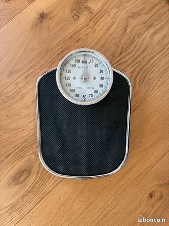 Pèse personne mécanique grand écran design