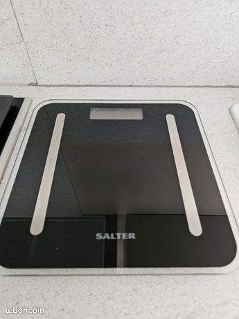 Pèse personne SALTER connecté