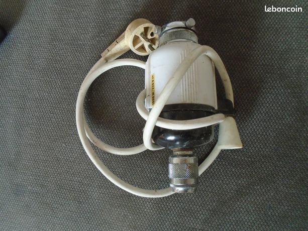 PETIT chauffe eau instantané