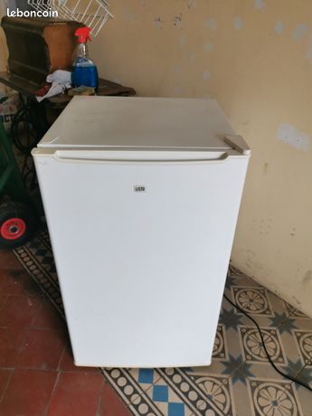 Petit congélateur fonctionne très bien