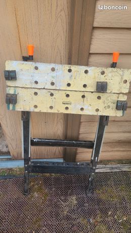 Petit établi pliable