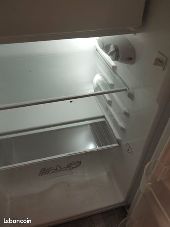 Petit frigo Faure