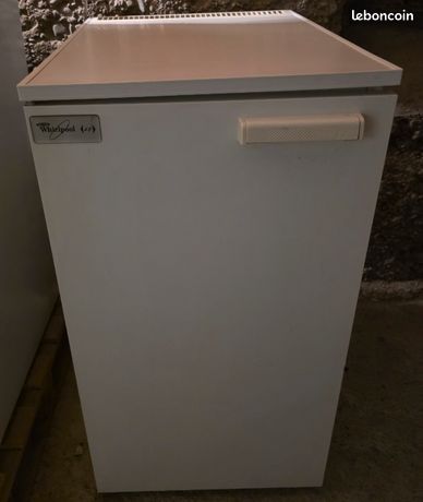 Petit frigo livraison possible
