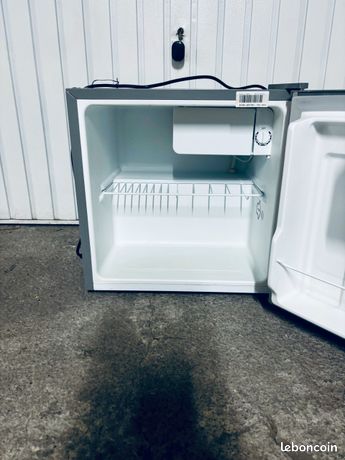 Petit frigo LIVRÉ GRATUITEMENT