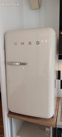 Petit réfrigérateur SMEG