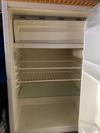 Petit frigo (parfait pour les étudiants)