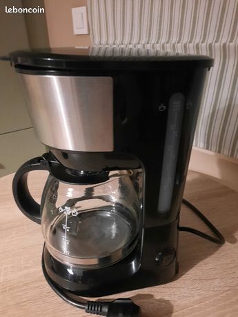 Petite cafetière comme neuve.noire