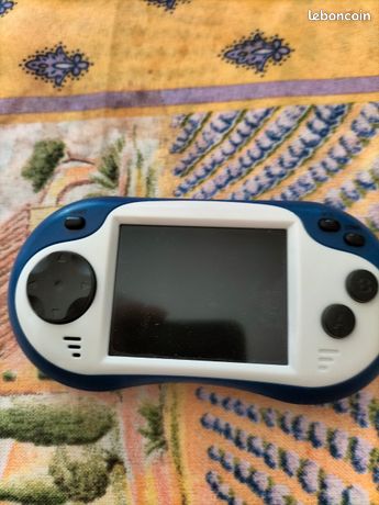 Petite console marque akor