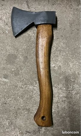 Petite hachette ancienne à bois