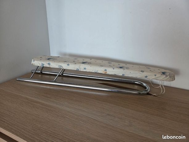 Petite table à repasser